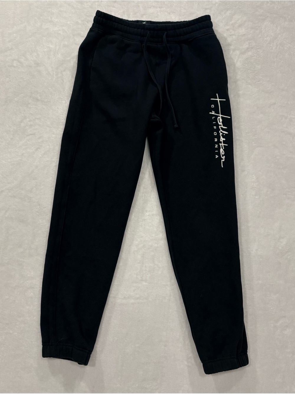 Hollister Must Have Collection Leg Logo Black Jogger Sweatpants Men's size XS